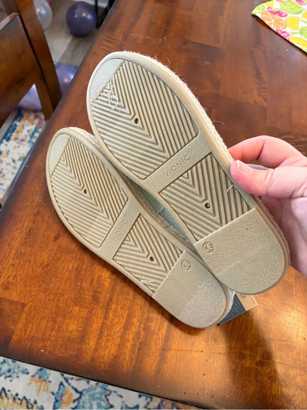 Vionic women slip